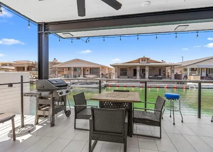 Chateau Bleu, Canal Front Stunner, Private Dock * Parker